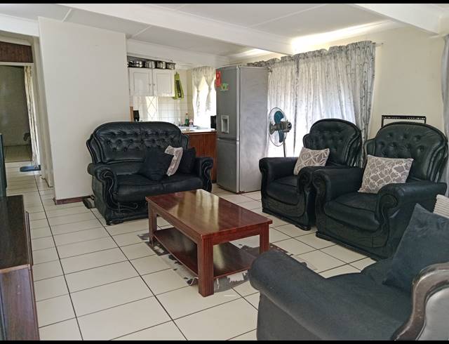 2 BEDROOM HOUSE FOR SALE IN PIETERMARITZBURG CENTRAL